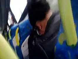 Busty blonde- ը հսկայական ձագ է վերցնում իր բոլոր անցքերում և կրծքերի միջև
